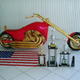 Illustration for article titled The Fabulous Lifestyle of Ueli Anlicker, The Red Gold SLR Guy